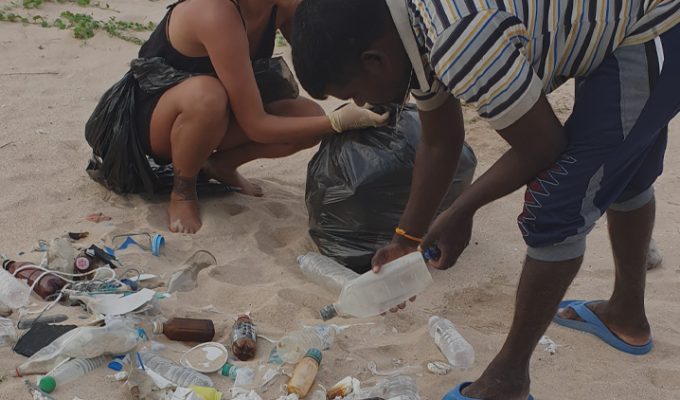 Álvaro Cuadrado. Limpiando playas en Sri Lanka, Square Ventures